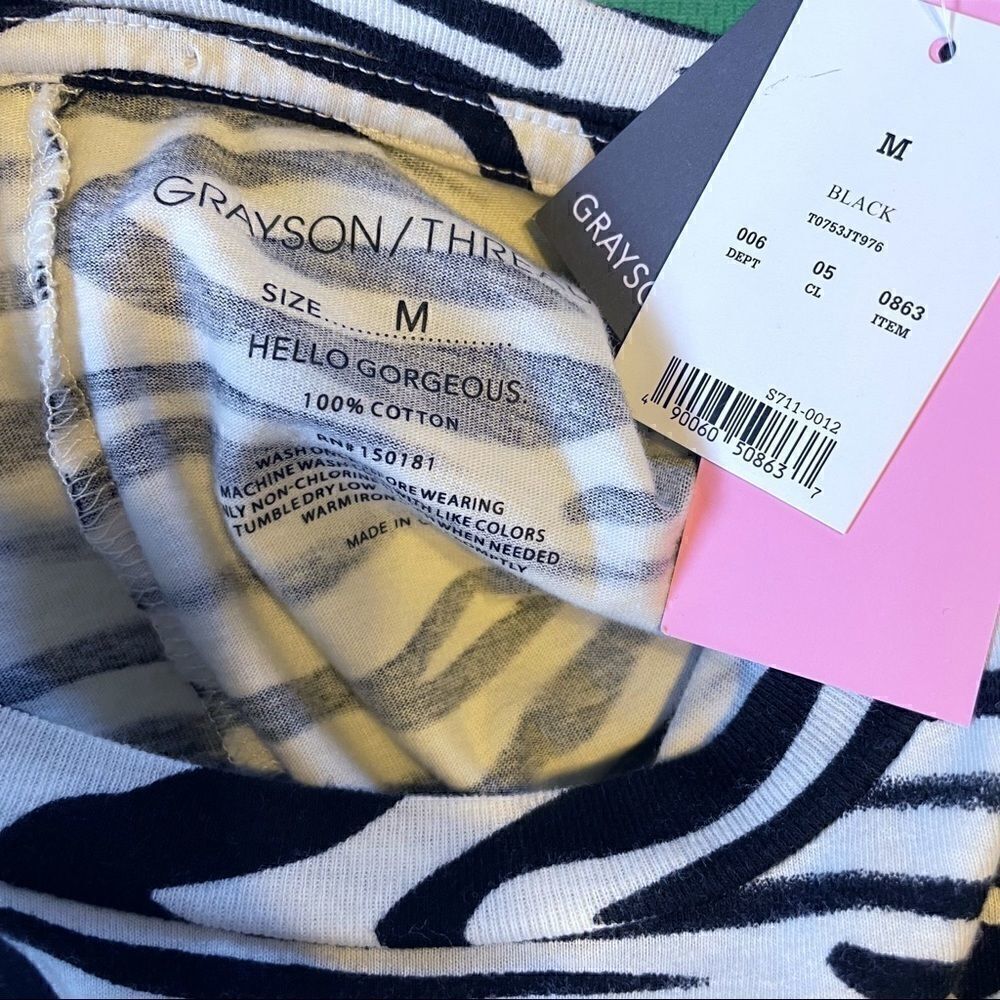 Grayson Threads zebra cropped t Shirt - Picture 2 of 5